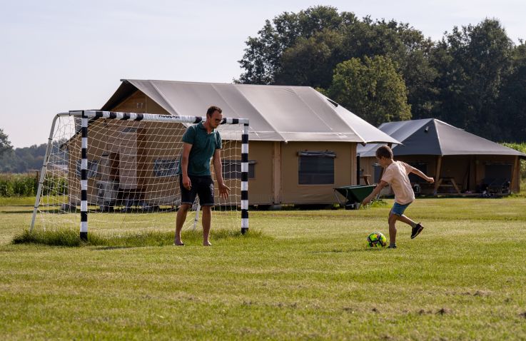 FarmCamps De Kalverliefde - Safaritenten Limburg